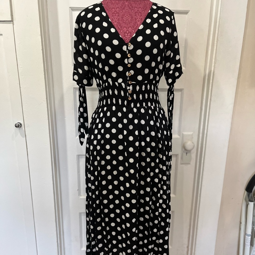 Reborn J Black and White Short Sleeve Polka dot Maxi dress. Size S